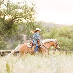 Meet your Posher, Alie